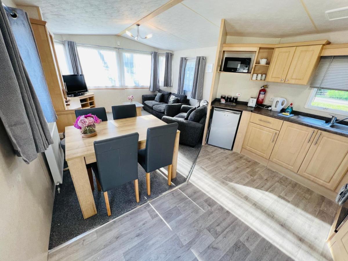 3 Bedroom Caravan Kg37, Dog Friendly, Shanklin, Isle Of Wight Exterior photo